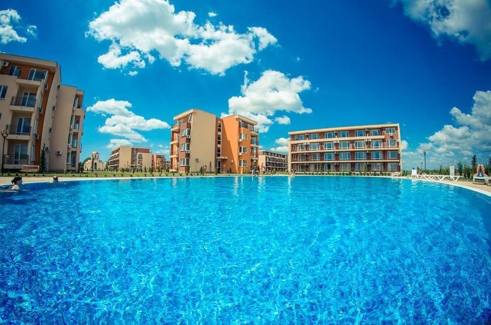 Holiday Fort Golf Club Sunny Beach Exterior foto